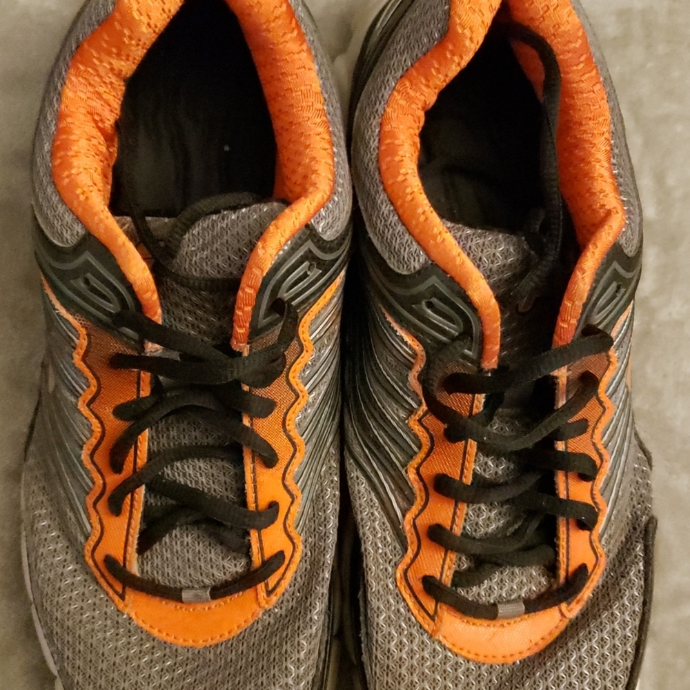 Mens Twnnis Shoes
